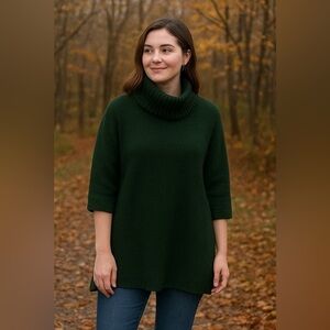 Lou & Grey dark green long oversized sweater with slits in side and crowl neck